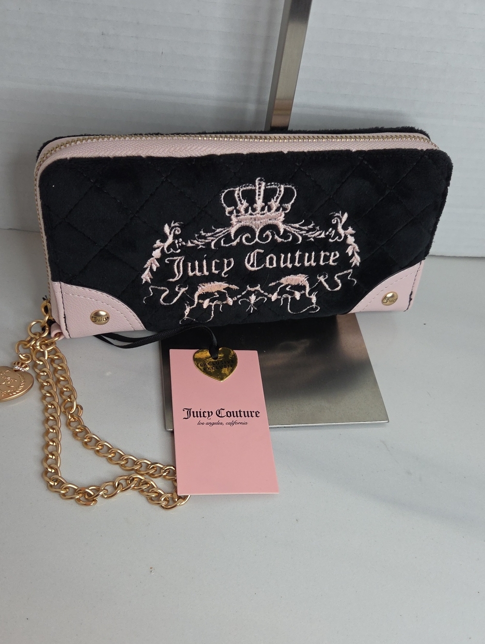 Juicy Couture Black & Light Pink Quilted Zip Wallet- New